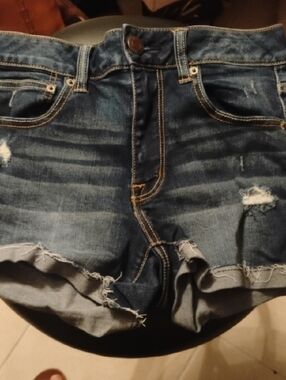 American Eagle Outfitters Hi-Rise Shortie Size 8